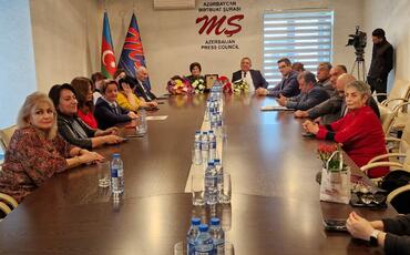 Mətbuat Şurasında “Şöhrət” ordenli jurnalist Flora Xəlilzadənin 70 illiyinə həsr olunmuş toplantı keçirilib