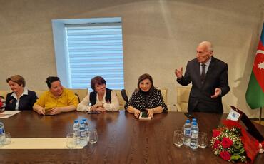 Mətbuat Şurasında “Şöhrət” ordenli jurnalist Flora Xəlilzadənin 70 illiyinə həsr olunmuş toplantı keçirilib