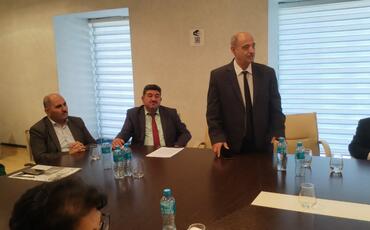 Mətbuat Şurasında veteran jurnalist Adil İrşadoğlunun 70 illik yubileyi qeyd edilib