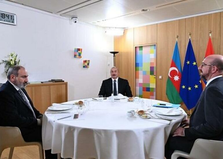 Bakı-İrəvan sazişinin harada imzalanması... - AB