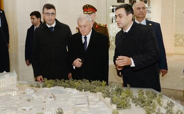 İraq Prezidenti Əbdüllətif Camal Rəşid İçərişəhərlə tanış olub