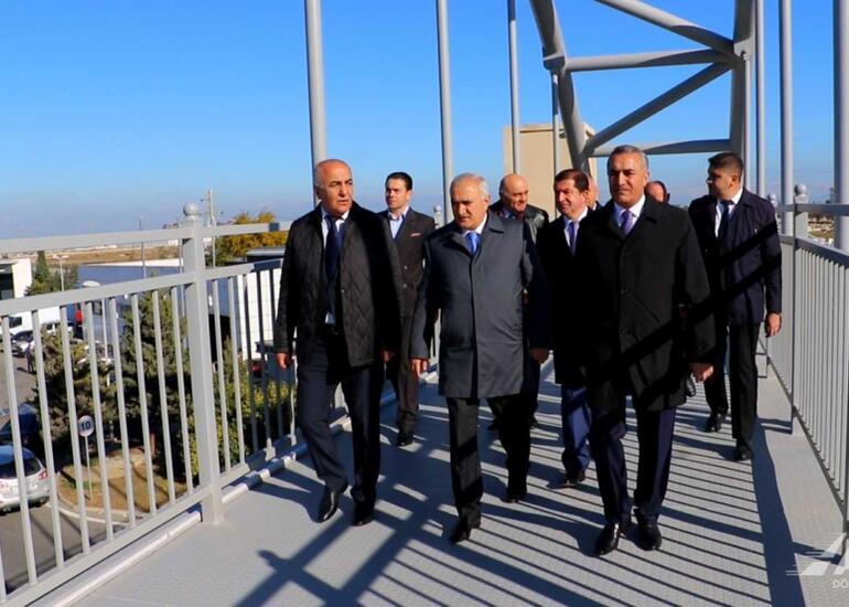 Yeni yerüstü piyada keçidi vətəndaşların istifadəsinə verilib