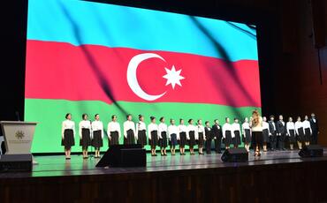 Azərbaycan müəllimlərinin XVI qurultayı keçirilir