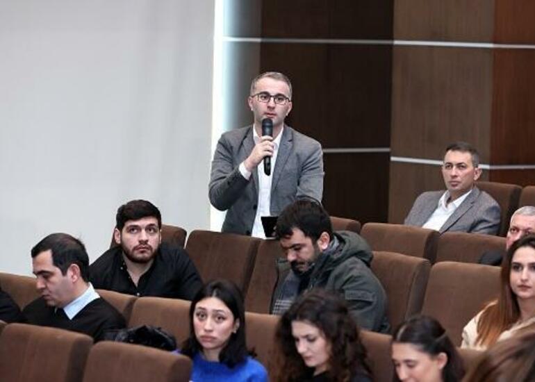 Bakı Baş Gömrük İdarəsinə mediatur təşkil edildi