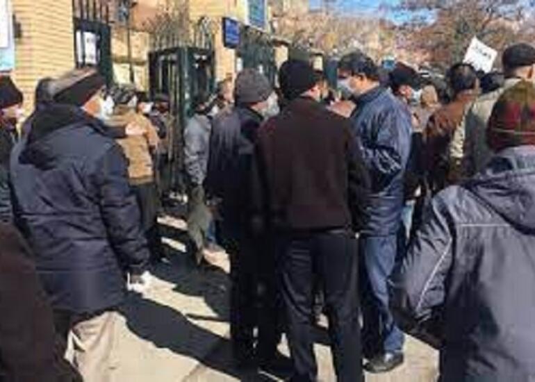 Zəncan və Təbrizdə təqaüdçülər etiraz aksiyası keçirdilər