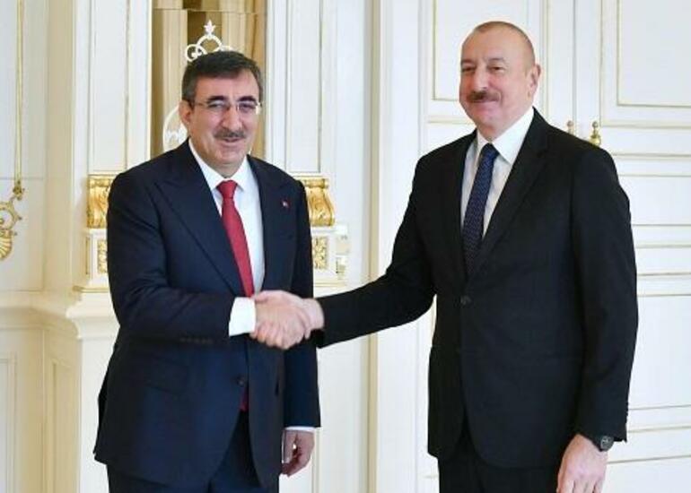 İlham Əliyev Türkiyənin vitse-prezidentini qəbul etdi