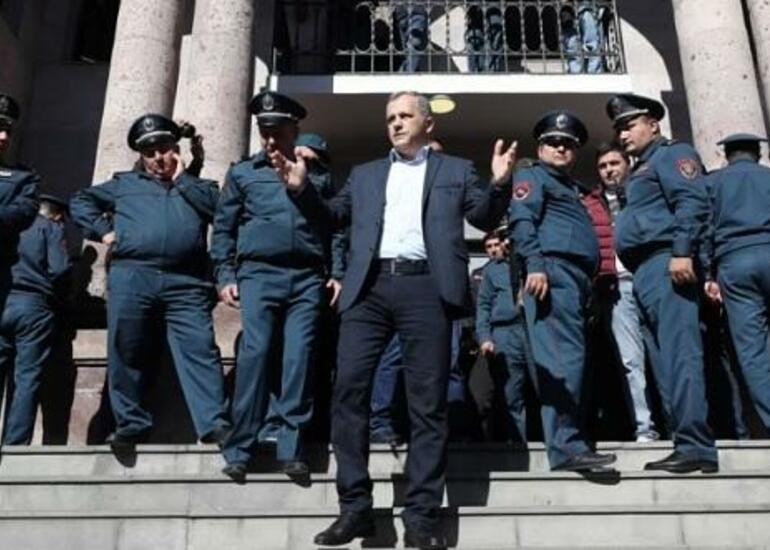 “Artsax yaşayır” deyən erməni belə cəzalandırıldı