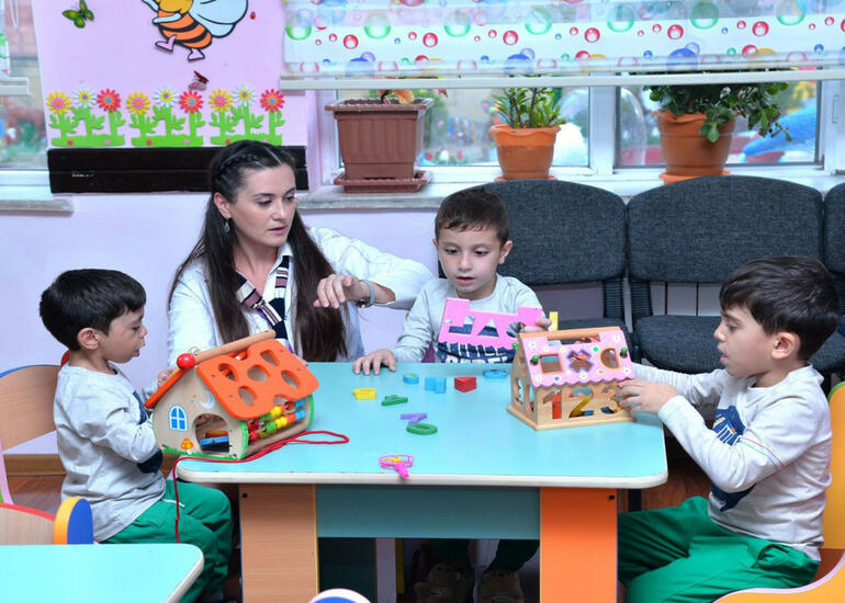 Bakıda 16 nəfər bağça müdiri vəzifəsinə qəbul olunub