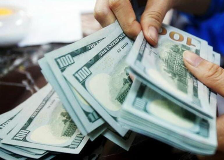 Azərbaycanda dollarla bağlı rekord qeydə alındı