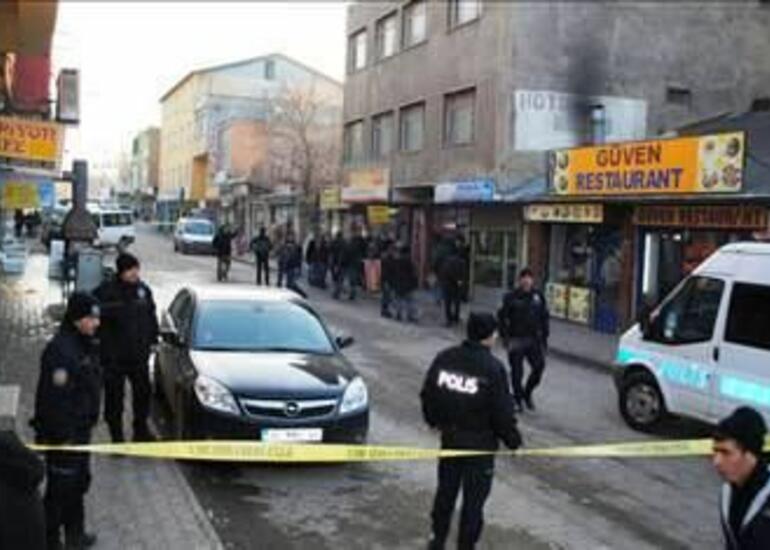 İstanbulda şagirdləri daşıyan avtobus qaçırıldı