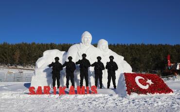 Türkiyədə Sarıqamış şəhidlərinin xatirəsi anılır