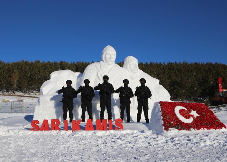 Türkiyədə Sarıqamış şəhidlərinin xatirəsi anılır
