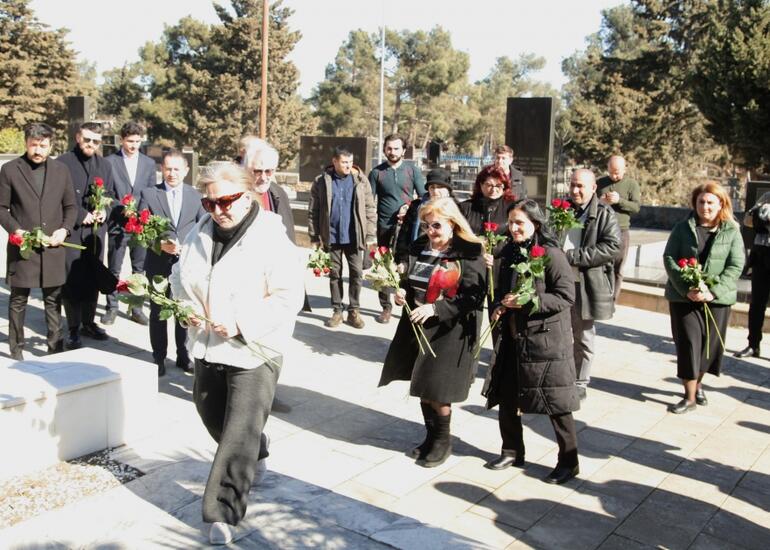 Xalq artisti, kinorejissor Tofiq Tağızadənin xatirəsi anılıb