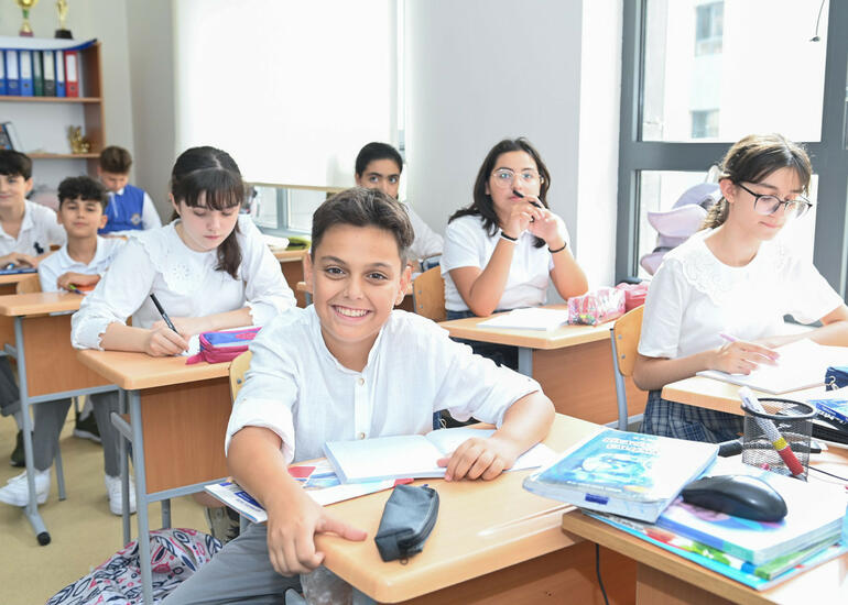 Sabahdan şagirdlərin elektron yerdəyişməsinə başlanılır