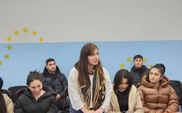 Region gəncləri "startup"larla bağlı maarifləndirilirlər
