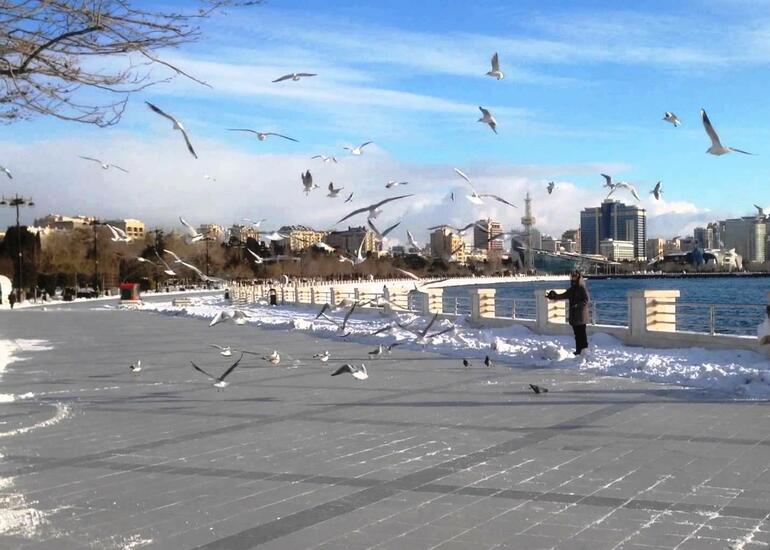 Bakıda temperatur 0 dərəcəyə düşdü