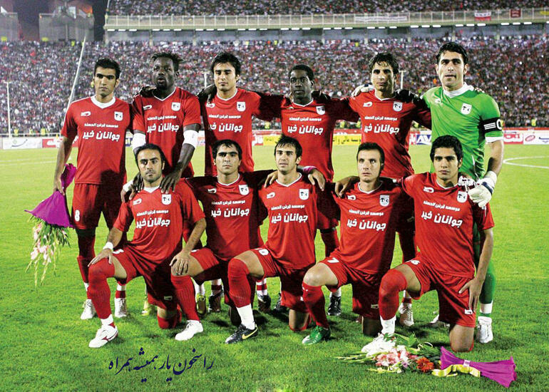 Azərbaycanlı futbolçular döyüşdü, əşyaları oğurlandı