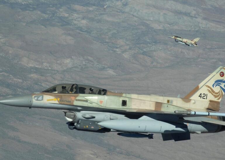 İsrail Hizbullahın hərbi obyektlərini vurdu