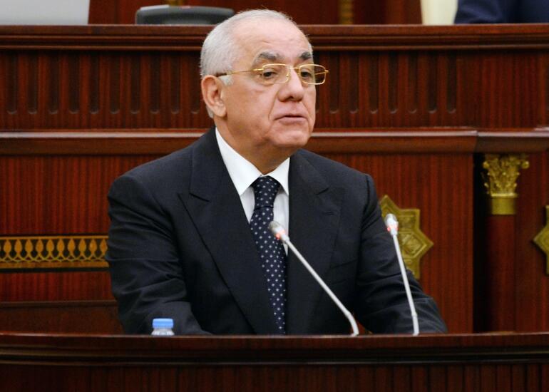 Baş nazir: Əsas məsələ iqtisadi tempin artmasıdır və biz bütün gücümüzlə buna çalışırıq