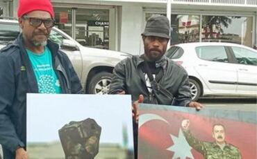 Yeni Kaledoniyada aksiyada Azərbaycan Prezidentinin və "Dəmir Yumruğ"un plakatları qaldırılıb
