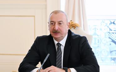 Prezidentlərin geniş tərkibdə görüşü başladı