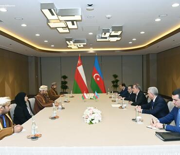 Azərbaycanla Oman arasında əlaqələrin inkişaf perspektivləri müzakirə edilib