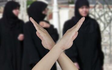 İranda qadın hicaba görə öldürüldü