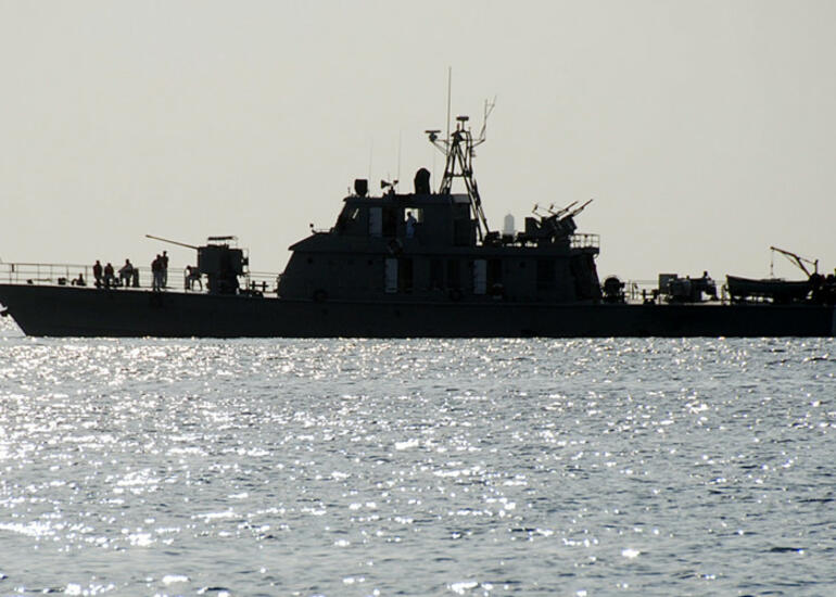 İranın casus gəmisi Qırmızı dənizi tərk etdi