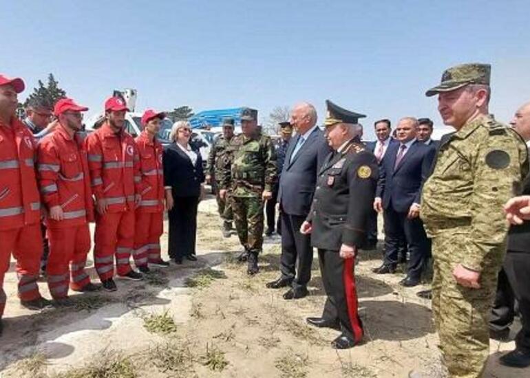 General, başçı və digər rəhbər şəxslər xüsusi təlimdə