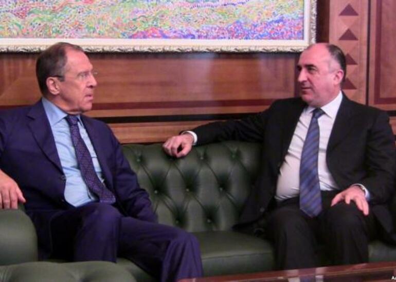 Moskvaya gedib, Lavrovla çay içəcəm - Məmmədyarov