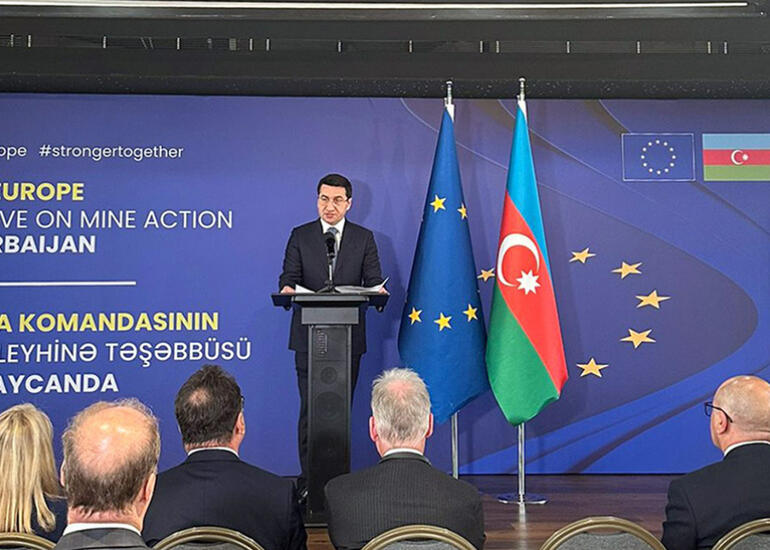 Hikmət Hacıyev: Minalar keçmiş məcburi köçkünlərin doğma yurdlarına qayıtmalarına mane olur