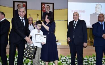 Əbədiyaşar Lider