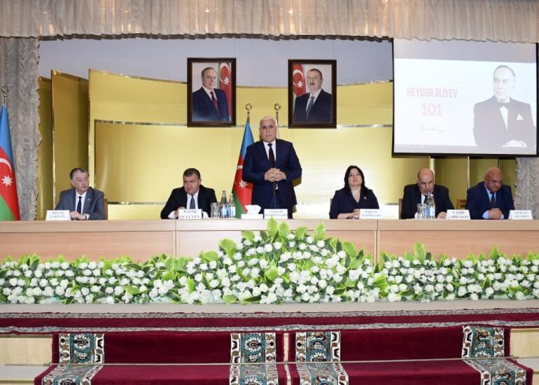 Əbədiyaşar Lider