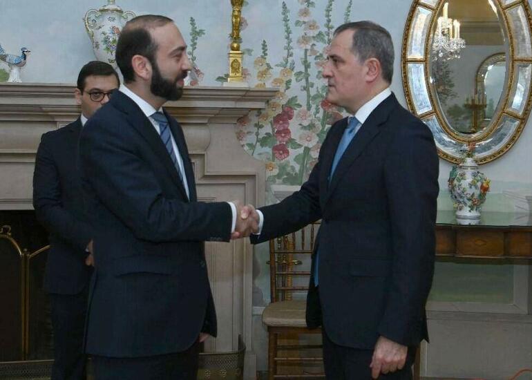 İrəvan bu gün Bakı ilə hansı sənədi imzalamaq istəyir?