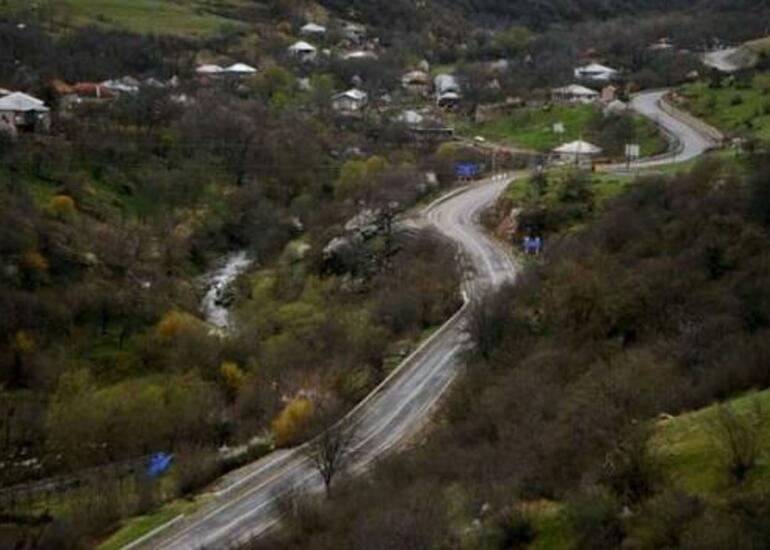 Ev, yol, torpaq sahəsi Qazaxa keçdi: Kirantsda görüş başladı