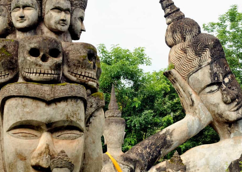 Laosun şimalında böyük Budda heykəli aşkarlanıb