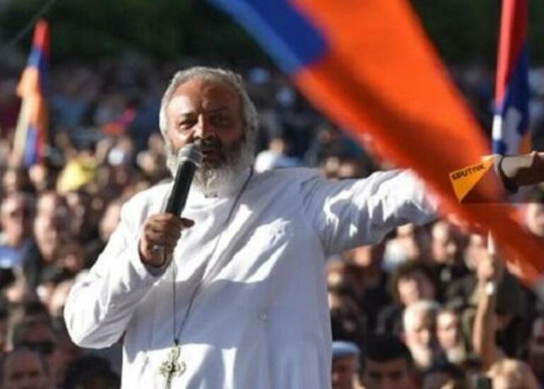 Qalstyan revanşistlərə bu binaya basqın əmri verdi