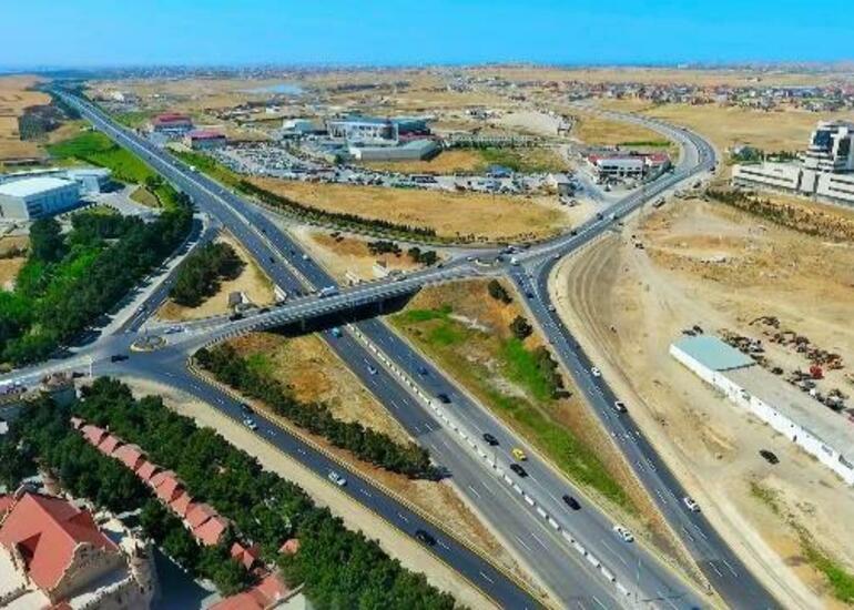 Bu yolda hərəkət məhdudlaşdırılır
