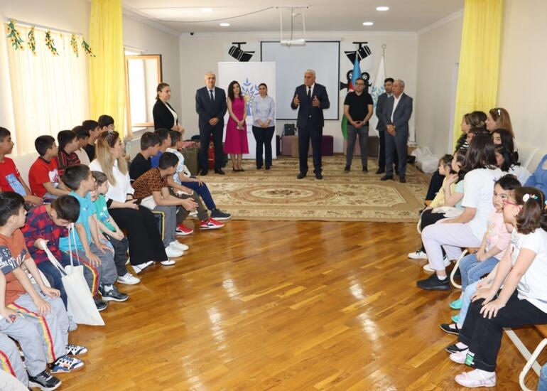 Xətai rayonunda 3 saylı uşaq evində Uşaqların Beynəlxalq Müdafiəsi Günü qeyd edilib