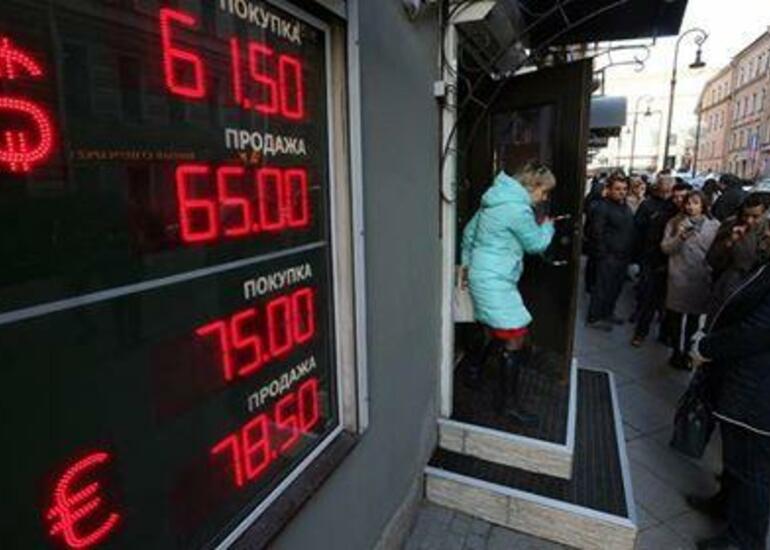 Moskva birjası dollar və avro ilə ticarəti dayandırdı