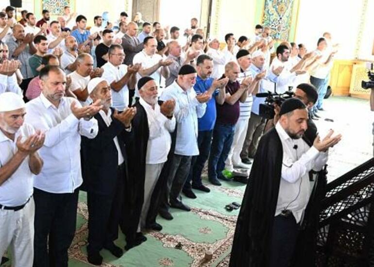 Bakıda bayram namaz qılındı