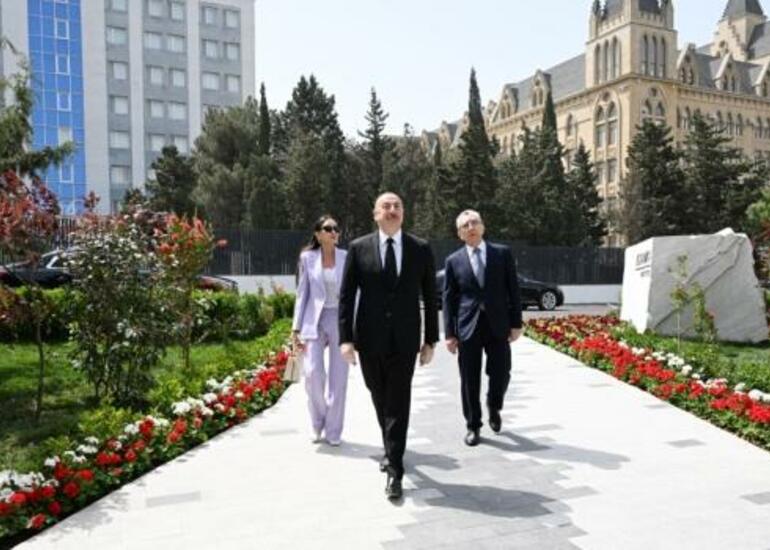 Prezident və xanımı Nəbatat Bağında... - Foto