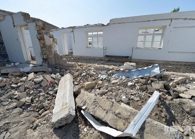 Bakıda bu evlər sökülür: park salınır - Video