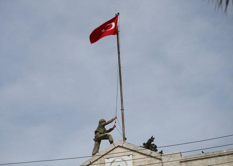 Türk bayrağına təhqir - Müvəqqəti Hökumət bəyanat yaydı