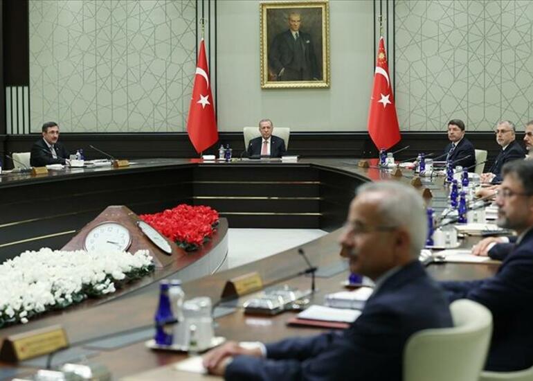 Yeni kabinet toplanır: milyonların gözü veriləcək qərarlardadır
