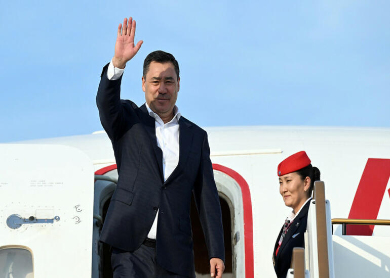 Sadır Japarov Azərbaycana gəlir