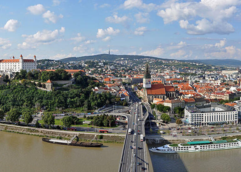 Slovakiyadan Paris-2024 haqda: İyrənclik rəmzi...