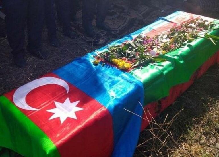 Laçında həlak olan hərbçi ilə vida mərasimi keçirilir – FOTOLAR