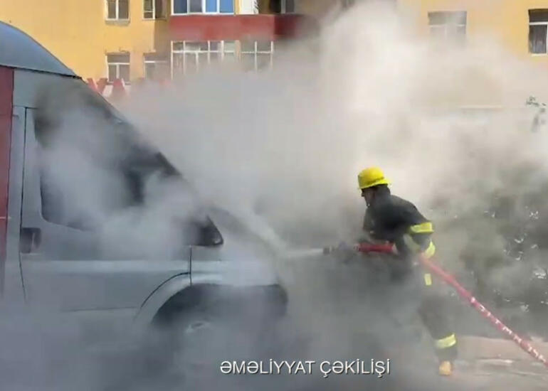 Yasamalda yük avtomobili yanıb - VİDEO