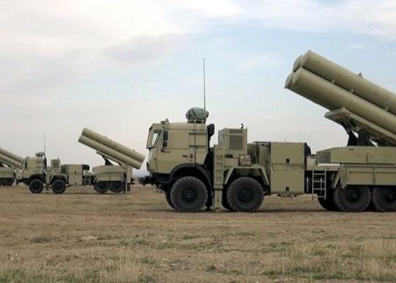 S-300-lərimiz döyüşə hazır vəziyyətə gətirildi - Video